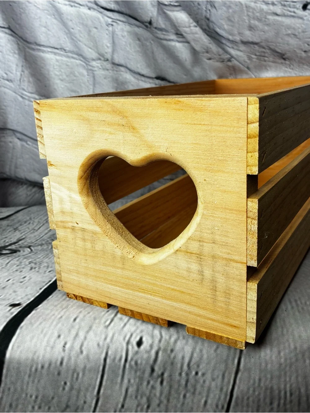 Vtg Unfinished Pine Wooden Heart Crate CottageCore 80s 90s 12x5.25” Primitive